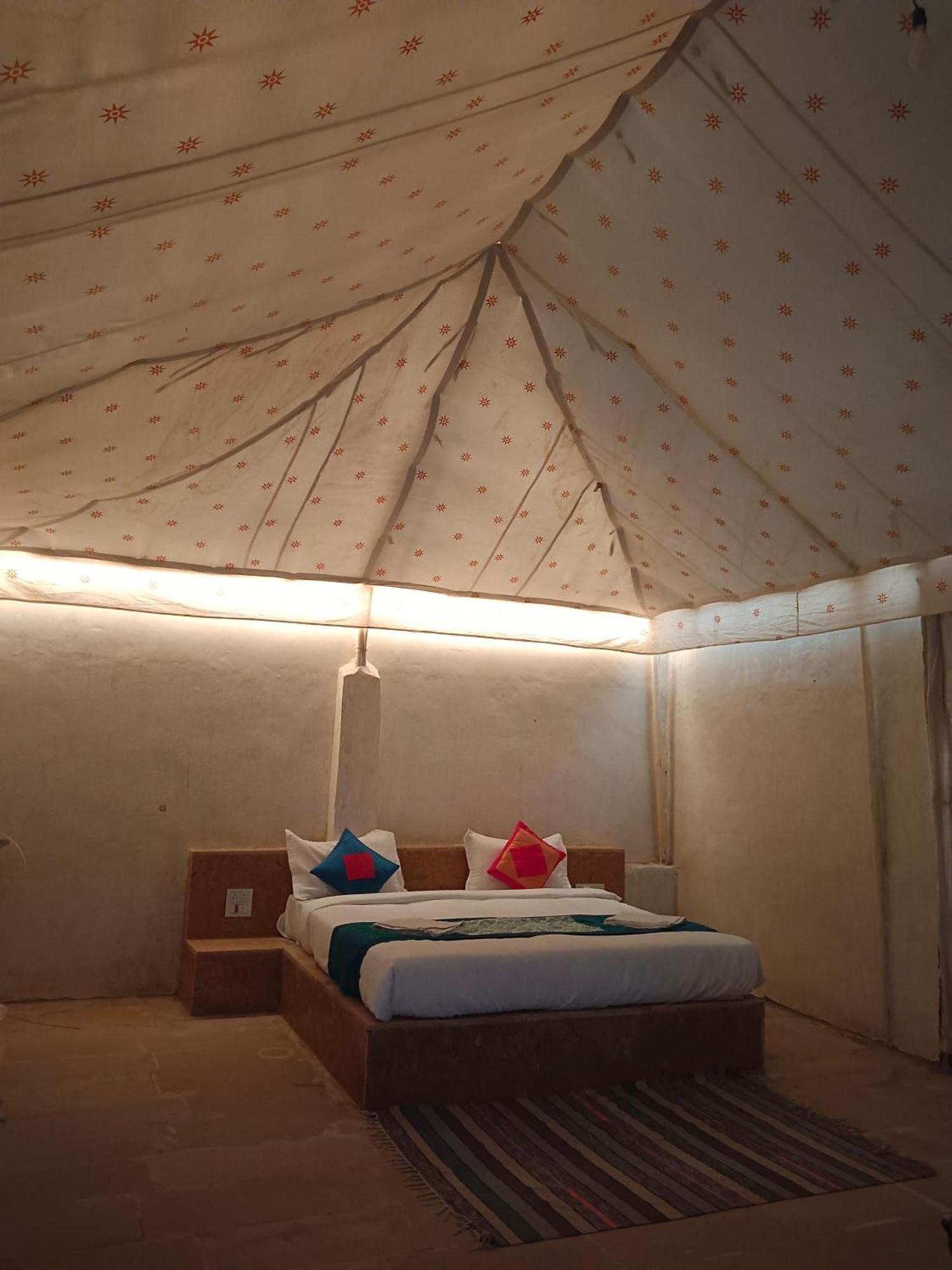 Night Stay Camp 자이살메르 외부 사진