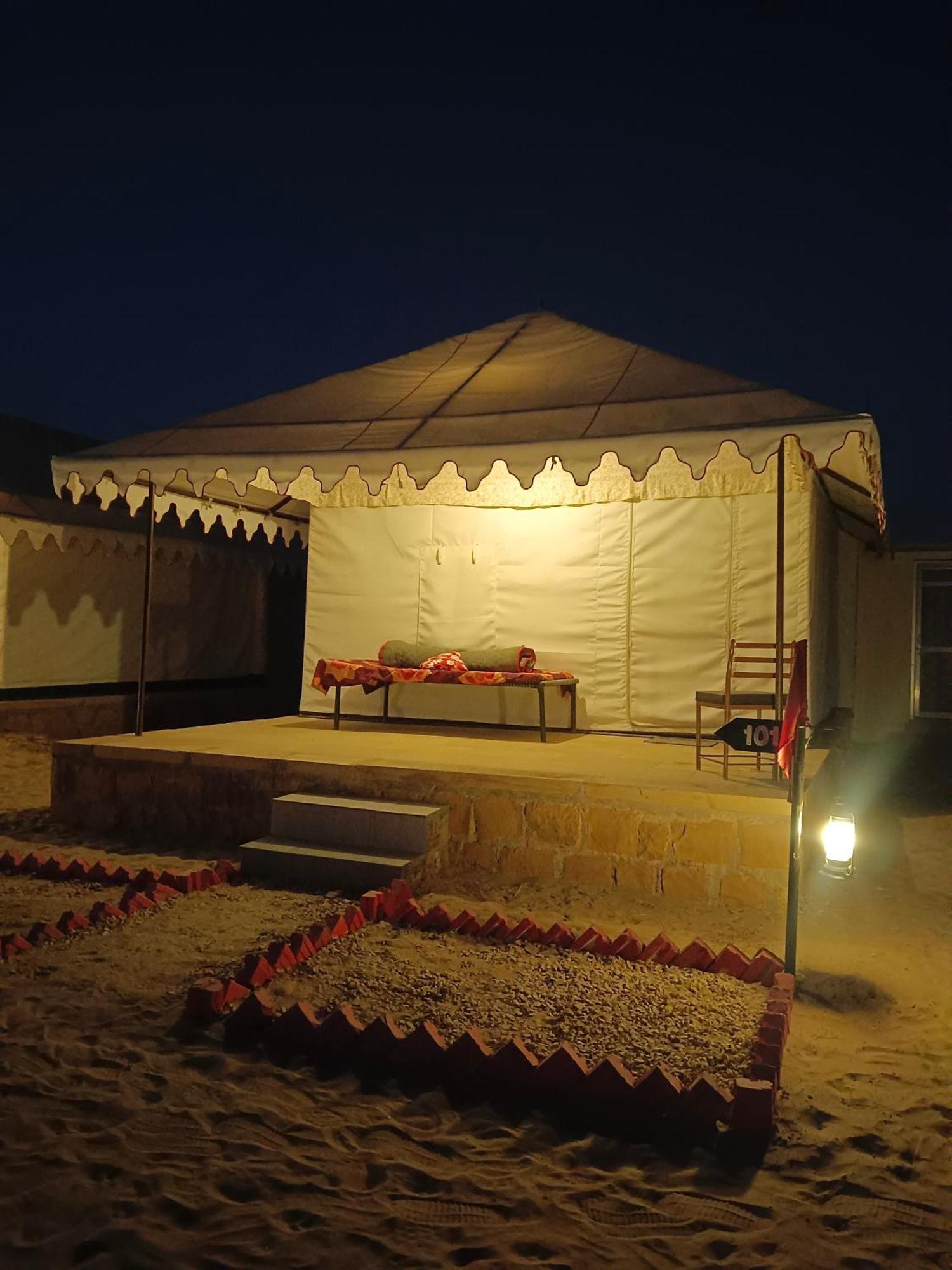 Night Stay Camp 자이살메르 외부 사진
